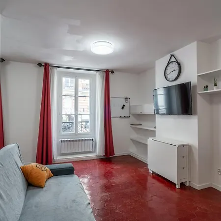 Logement entier à Paris-2